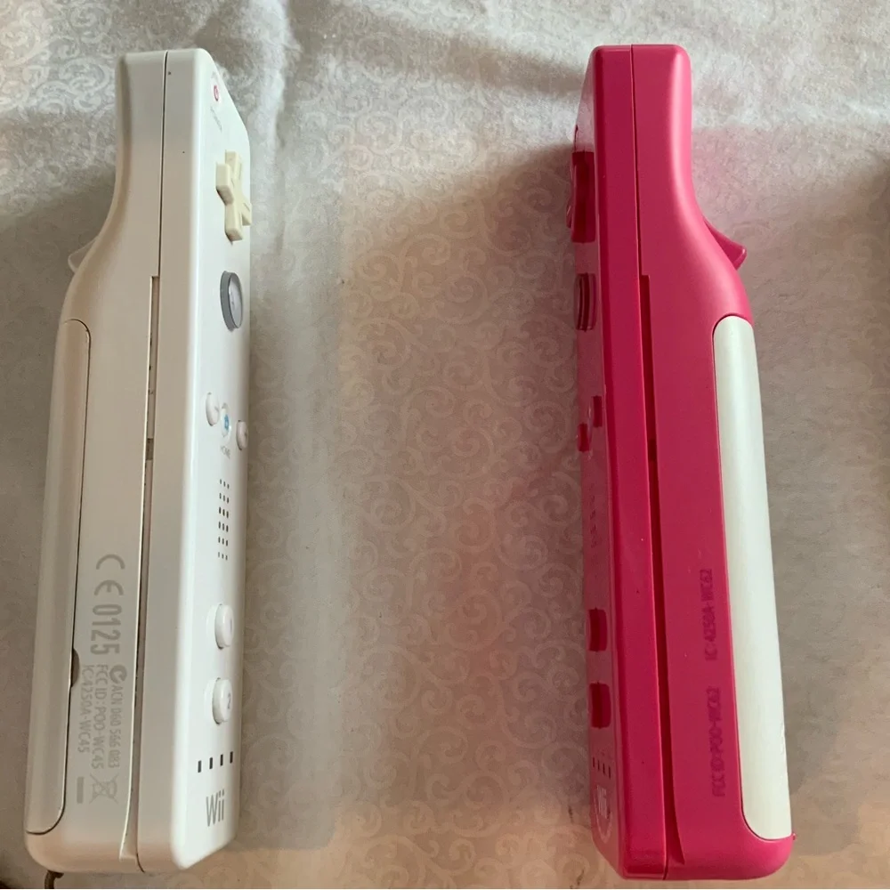 Lot Of 3 Nintendo Wii Controller OEM